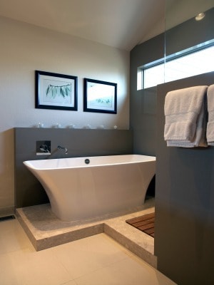 12 Ideas for a Spa-Like Bath Toolbox